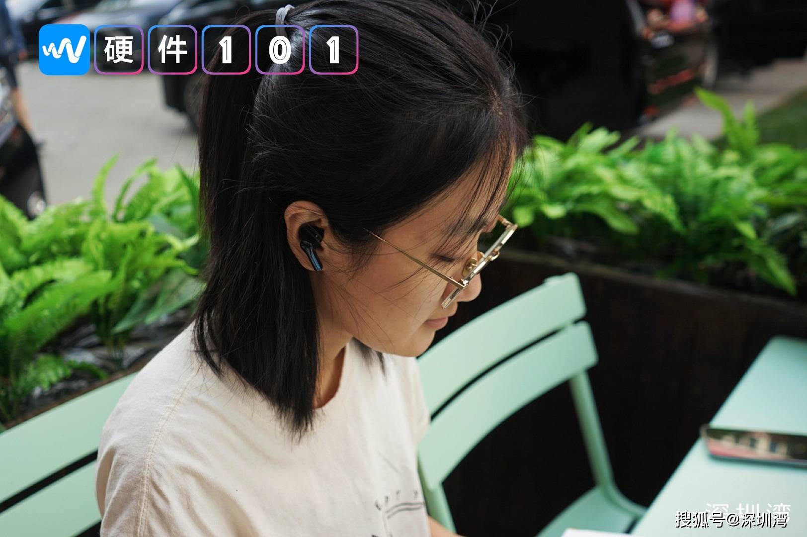 com|TWS 市场向平价迈进，不温不火，却是 AirPods 的至暗时刻