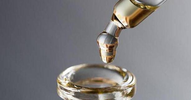 胡萝卜素|过了50岁皮肤还白的女人:两种水果少吃,三样东西多擦