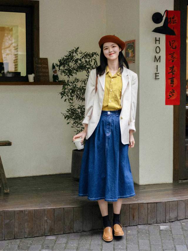 是属于|秋天的衬衫先别藏起来，搭配上牛仔裤可美了，比你想象中要好看