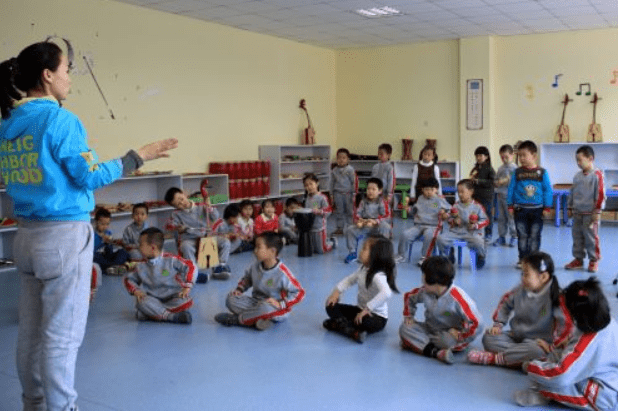 家长|为了缓解学前教育压力，幼儿园发展面临改革，看来要动真格的了