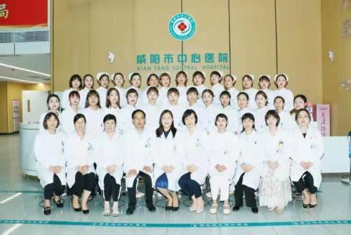 传播|“亲吻病”被误以为化脓性扁桃体炎，7岁男童这下终于确诊