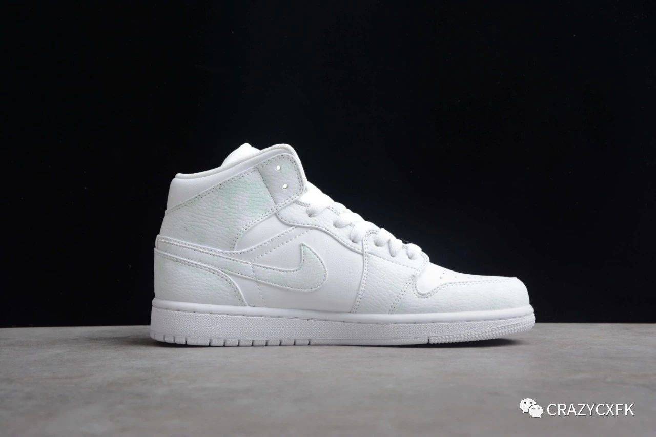 White|乔丹 Air Jordan 1 Mid Triple White AJ中帮全白运动鞋