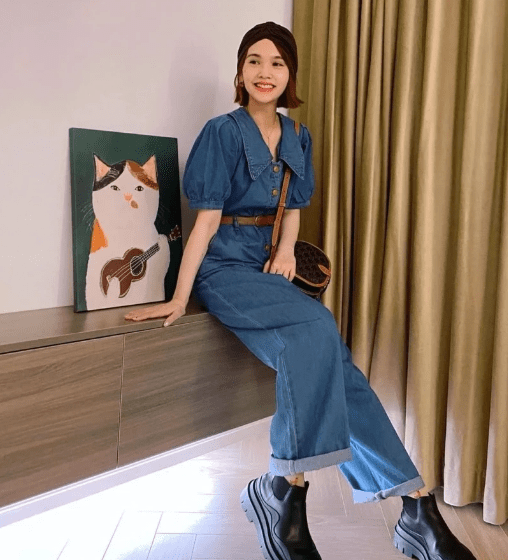 杨丞琳|杨丞琳圆脸太减龄，穿牛仔连体裤像18岁少女，活力四射很时尚