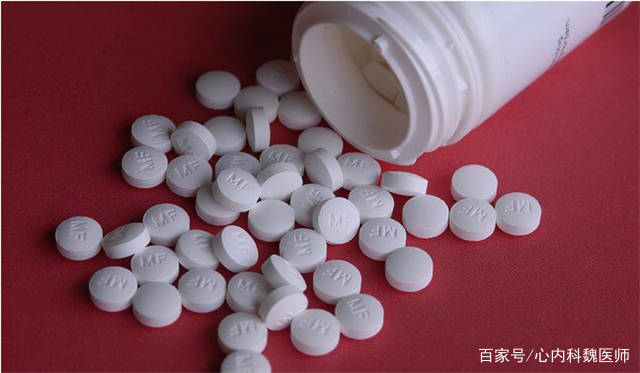 肠胃|每天吃二甲双胍，为什么血糖降不下来，也许是吃法错了