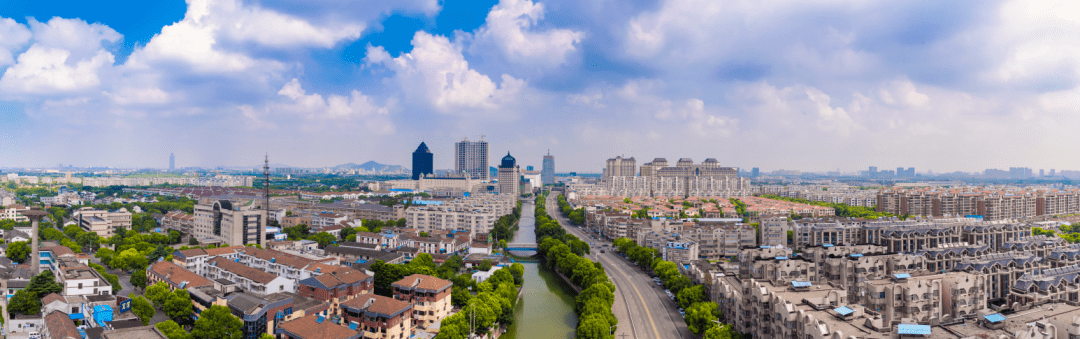 江阴新桥时裳小镇入选全国特色小镇50强江苏阳光集团海澜集团领衔千亿