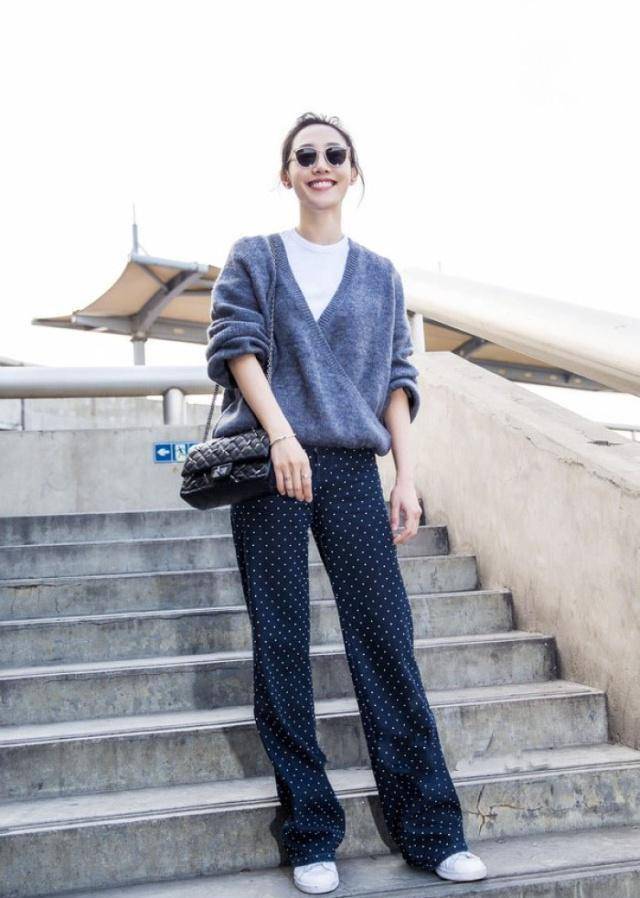 女神|宋佳穿睡衣也时尚,倪妮成街拍女神,论私服穿搭的秘密