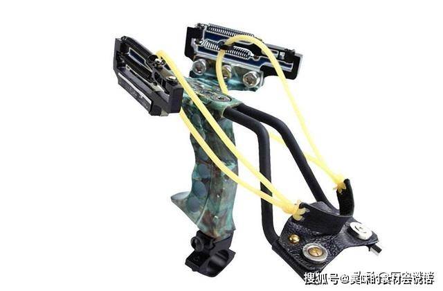 4大经典暗器:第1外形独特,被称"冷兵器之王",杀敌快如闪电_弹弓