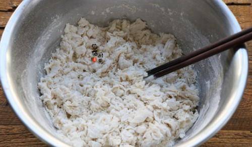 包子|面粉这做法，比包子简单，比油条健康，简单一卷，又软又香太好吃