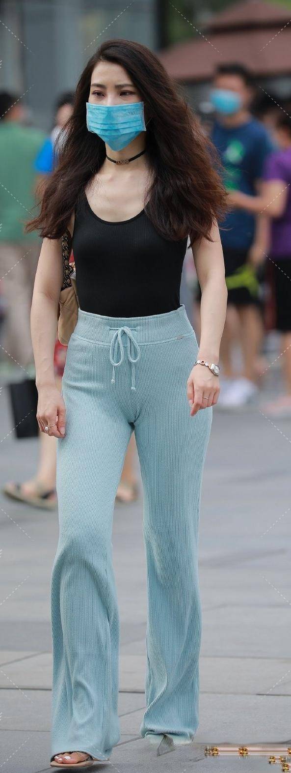 季节|美女穿个紧身瑜伽裤要戴个腰链,这是有什么讲究吗?