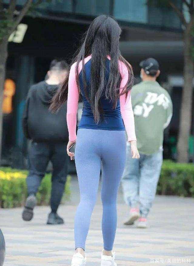 酷酷|酷酷装扮的瑜伽裤充满青春的时尚活力，气质十分出众，时尚前卫