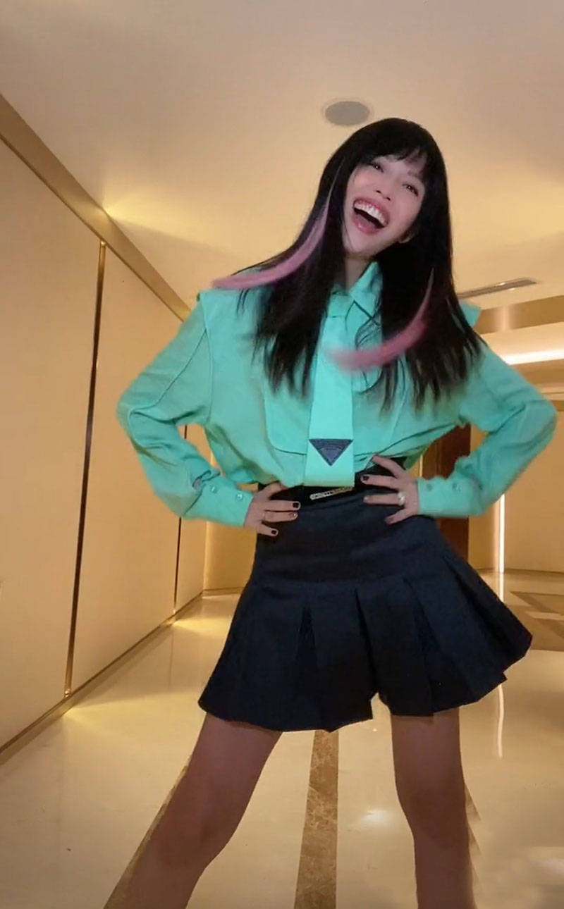 叛逆|蔡少芬罕见染发大变样!48岁穿女团装跳舞快认不出,叛逆风太抢镜