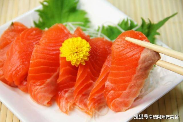 饮食|疫情期间,让家人朋友牢记这10点,每天这样吃,增强免疫力