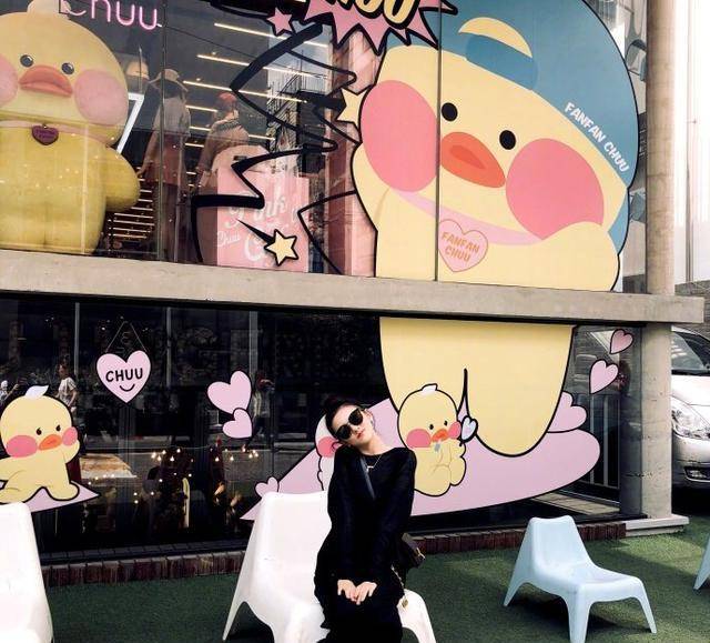 黑色|宋祖儿穿搭小课堂，少女风格值得学习，让你像小精灵般灵动！