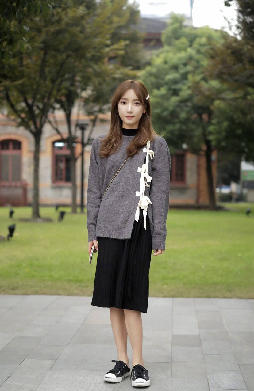 仙女|“裙装+平底鞋”今年这样穿,舒适时髦显腿细,还很显气质