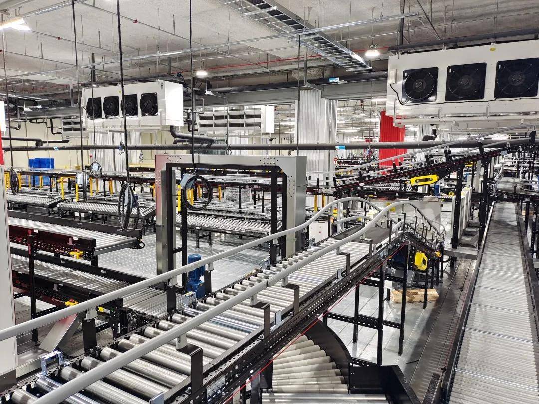 精兵利器看德马i G5平台如何在各行各业智能物流系统中大显神通 分拣机