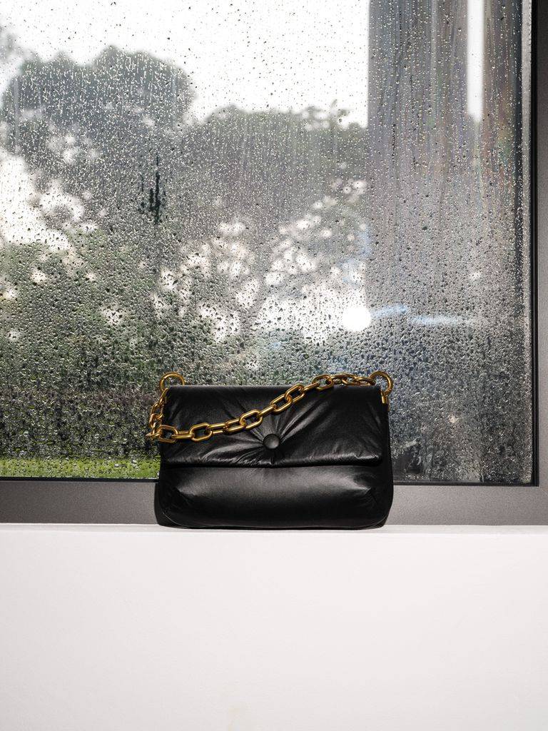 系列|CHARLES＆KEITH 2021秋冬系列创新演绎简约风尚，Lucile鞋履系列优雅登场