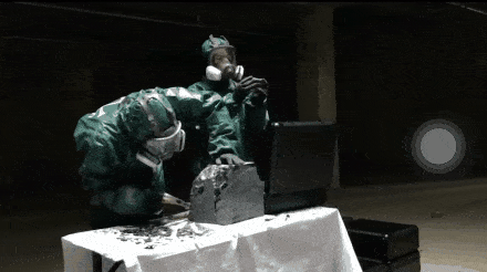 卫衣|割韭菜新玩法!卫衣售价5000秒空,买衣服还得先答题?