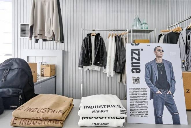 用户|izzue携电动车新秀ZEEKR极氪开启四城巡展 触发创意跨界联动