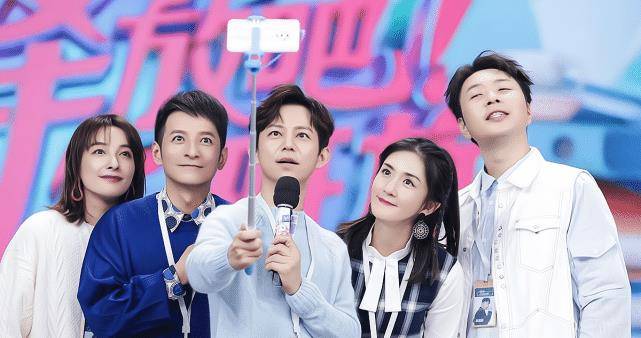 快乐家族又摊上事了，李维嘉代言翻车，这次怕很难不了了之了！_何炅