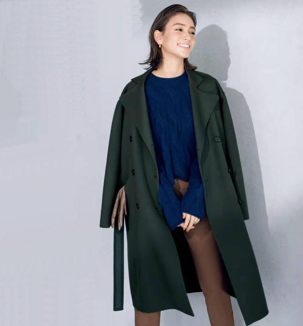 米色|越看越喜欢！13套最美的金秋“流行穿搭”，穿衣高手也为之叹服