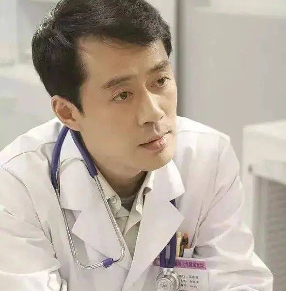 戏内渣爹专业户，戏外宠妻老公，20年配角之路，刘钧终于火了_角色