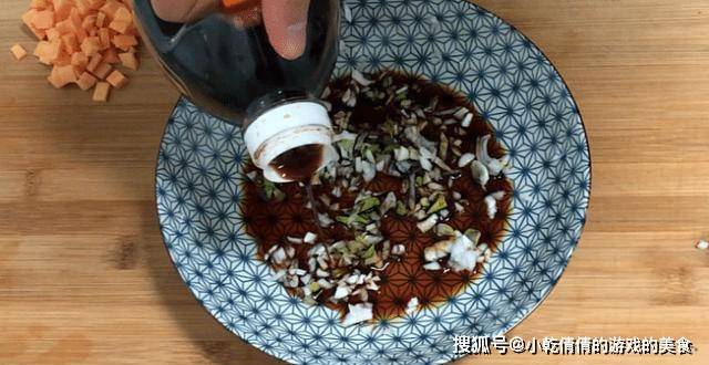 葱花|红薯最好吃新做法,加4个鸡蛋,做法超简单,比红薯饼都香