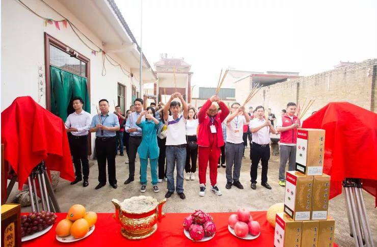 上农村|电影《青春梦幻之穷小子的幸福》开机仪式在焦作武陟举行！记者王春雷