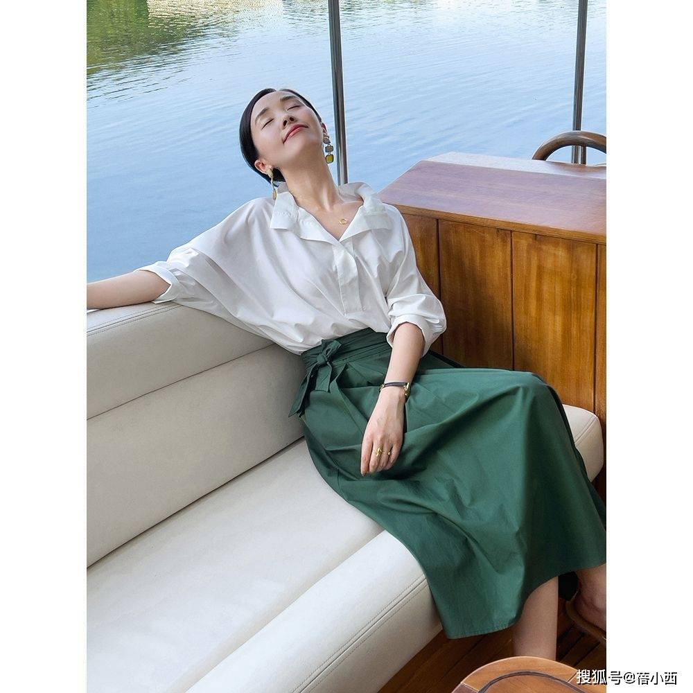 方向|早秋最chic的8款穿搭法！简约、百搭更容易穿出高级感，值得收藏