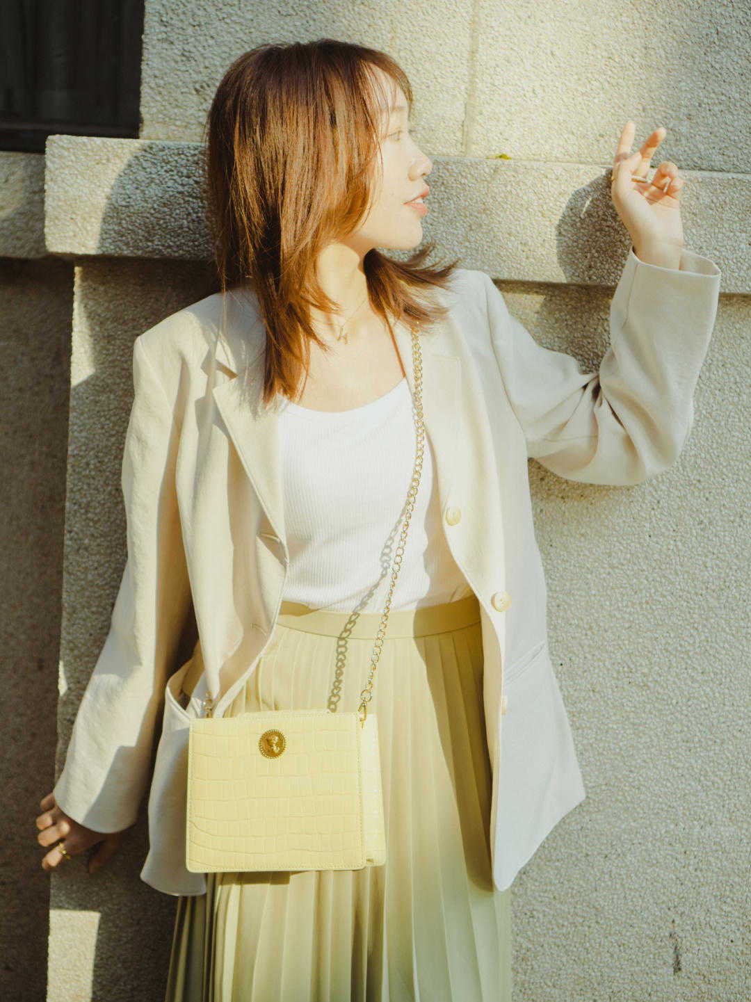 感觉|秋季,针织衫怎么穿出高级感?搭配这几个基础款,绝对惊艳