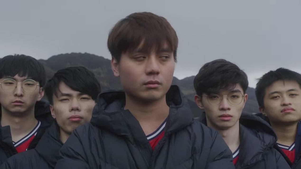 天地通话 为何画面这么清楚 Rng和fpx同一种子池 S11最重要的小组抽签 碰到dk更容易出线 上海玩美信息网