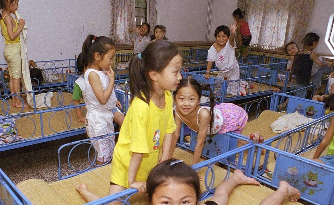 时间|老师说孩子在幼儿园午睡睡得香，但细心妈妈从女儿的手发现真相