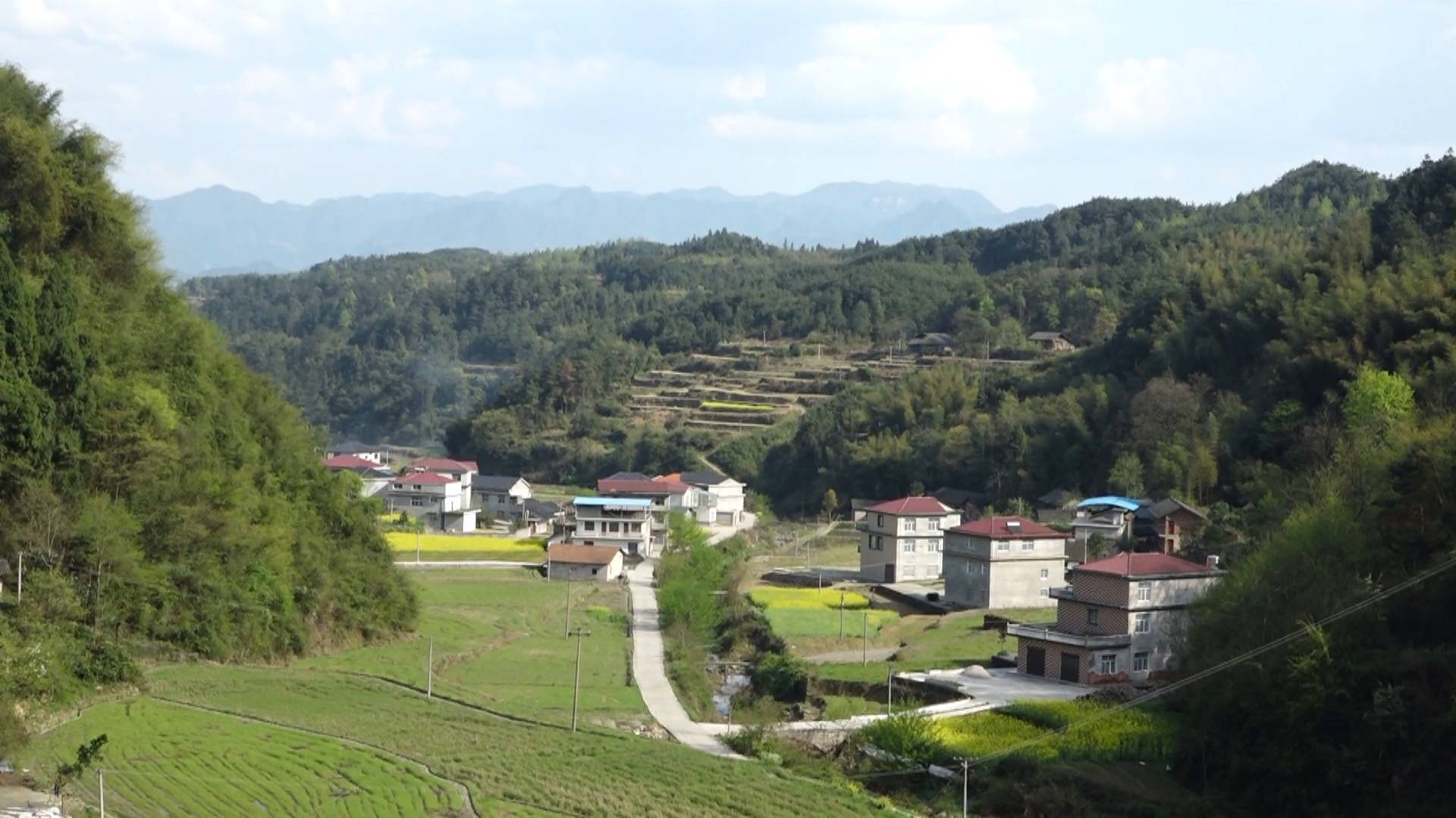 盼夫同向,妻同愿,子同归.