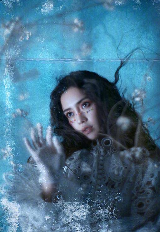 女孩子|女星精灵妆:baby惊艳,娄艺潇高贵,看到伊能静:谁信这是52岁?