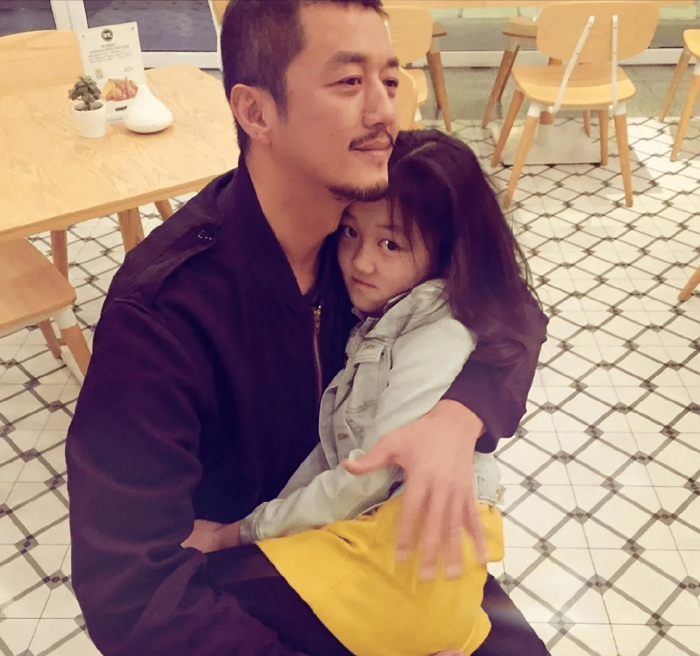 育儿|南台控股：我和李亚鹏谈育儿，他的「爸爸经」，赢得了10万+赞，330万次围观！