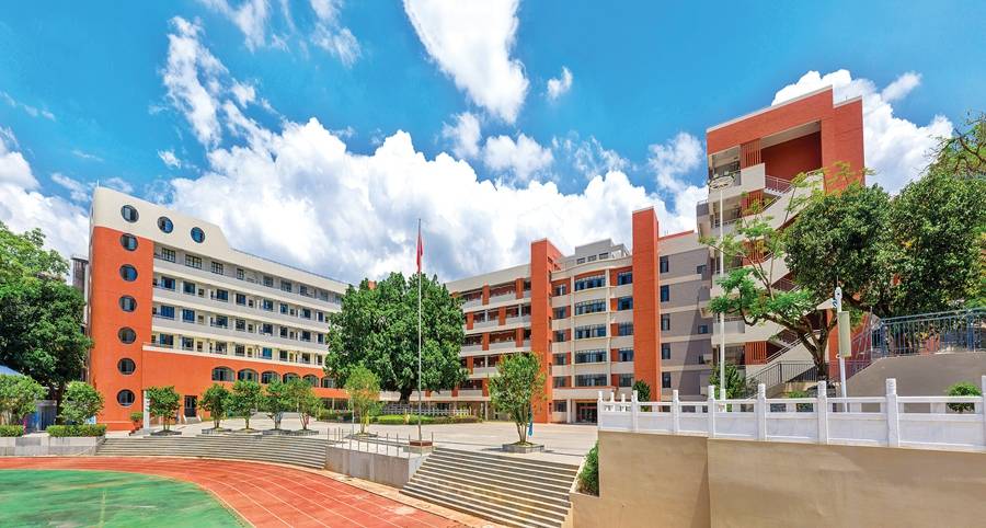 惠州一中南湖校区如期开学 背后有着这样的故事