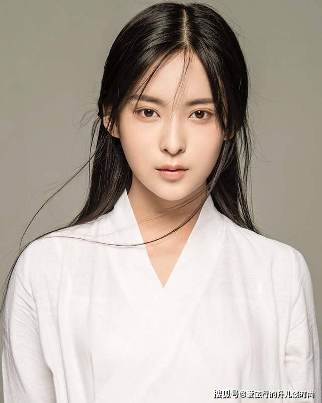 女神|气质女神孙安可的时尚穿搭 衣品与身材颜值完全成正比，高级感爆棚