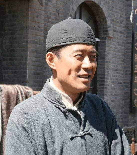 绯闻|从电工到“戏精”，出道24年零绯闻，比苏大强还渣的刘钧终于火了