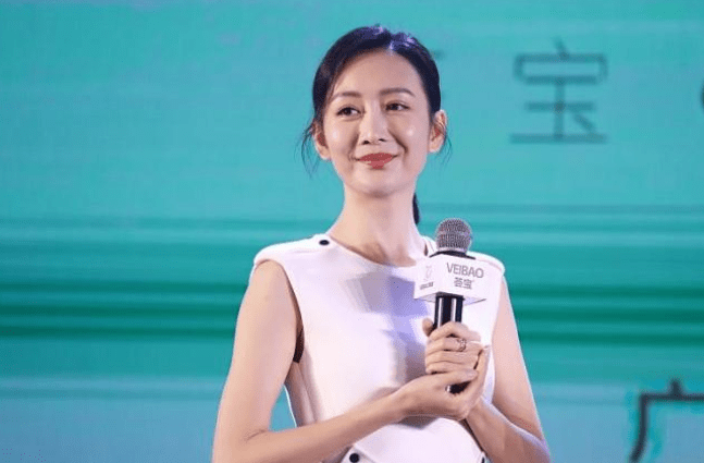 如何成为明星的住家保姆 e0a3dc8c92de4d92b2324bde1e51d3b6.png