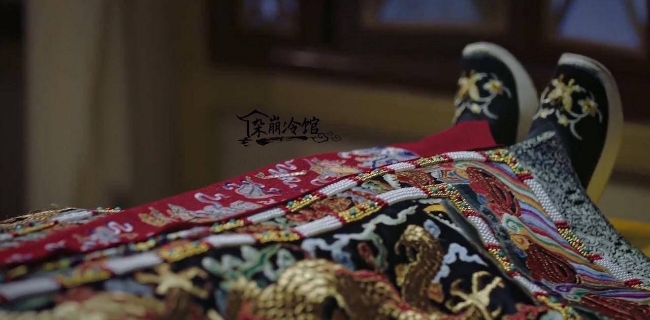 衣裳|如懿传｜富察琅嬅孝贤皇后的后十三种造型，还是明黄衣裳最多