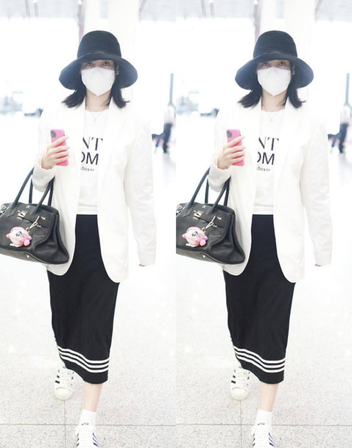 宋佳|宋佳穿上西装气场也太强了，和大她1岁的秦岚相比，也不差