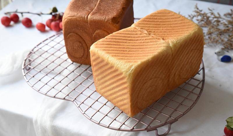 做法|不加黄油不加糖，做出的吐司照样香，特别适合冬天做早餐