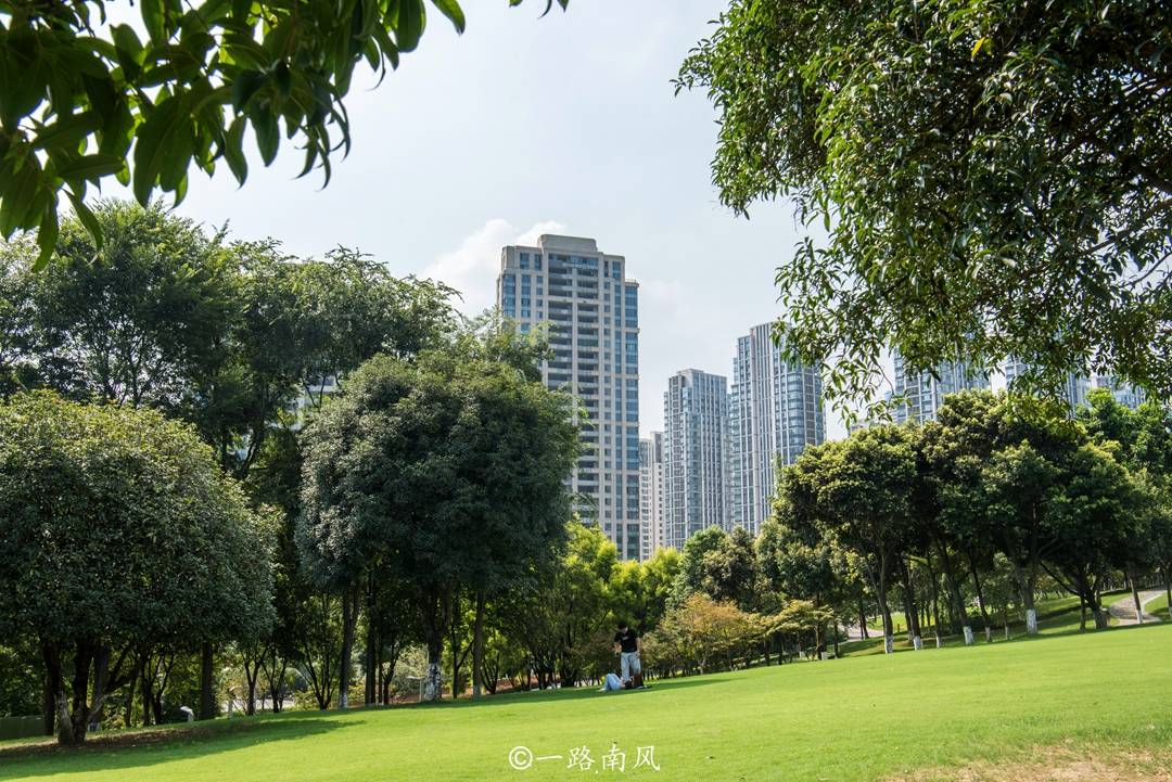 原創亞洲最大的城市中央公園位於重慶現在免費開放