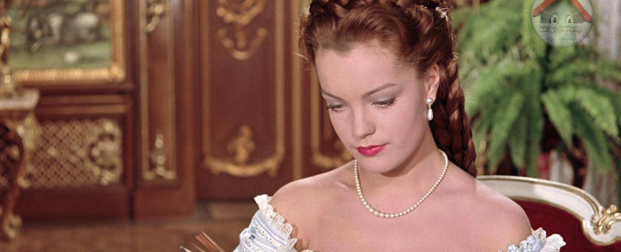 假发|茜茜公主三部曲背后的7个秘密：超6公斤的假发让罗密头疼