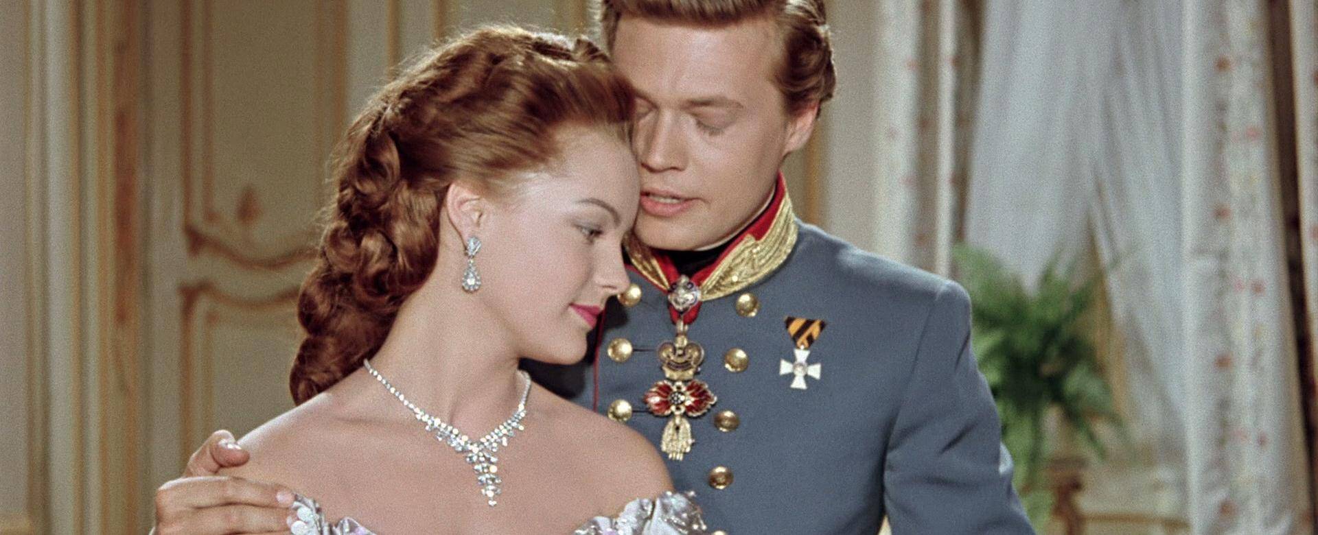 假发|茜茜公主三部曲背后的7个秘密：超6公斤的假发让罗密头疼