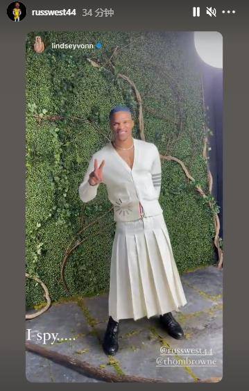 胸肌|威少艺术照引热议!白裙子黑皮靴让杜德利笑哭,魔术也有另类打扮