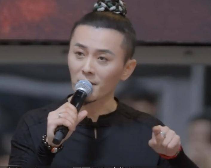 李响|《披荆斩棘》“问题”哥哥群像：有人死赖着不走，关键时刻见人品