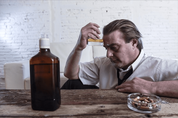 症状|不止一位，毫无症状，发现时却是肝癌晚期！远离肝病，关键有3点