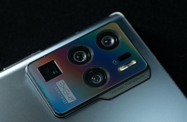 手机|以“黑科技”引领行业的拓局？vivo X70与中兴的碰撞值得了解