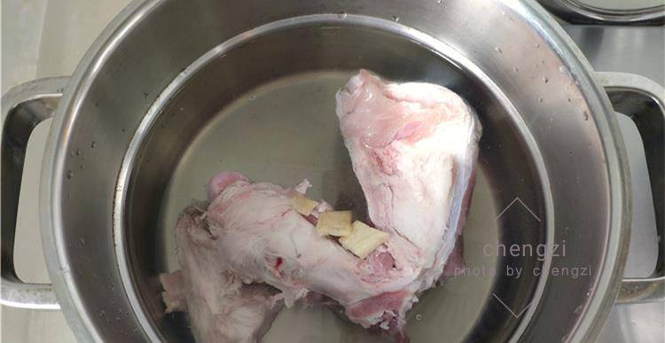 食材|秋天,吃牛肉吃羊肉都不如吃它,8元每斤,煮一锅汤鲜味美,解馋