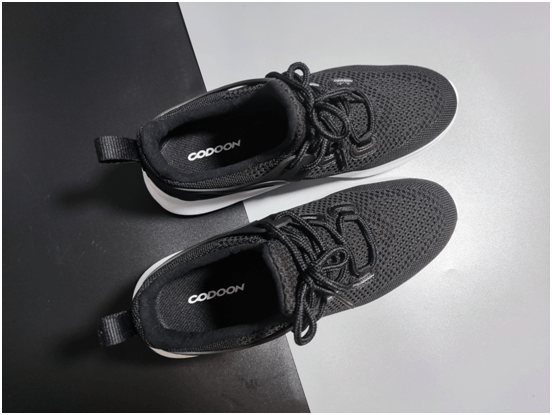 鞋垫|轻便透气、减震耐磨的咕咚跑鞋评测,穿搭舒适时尚